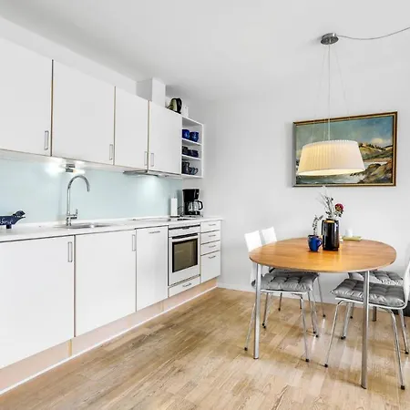 Stunning In With Kitchen *