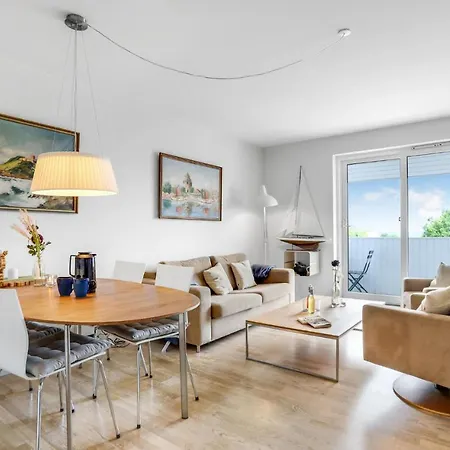 Stunning In With Kitchen *